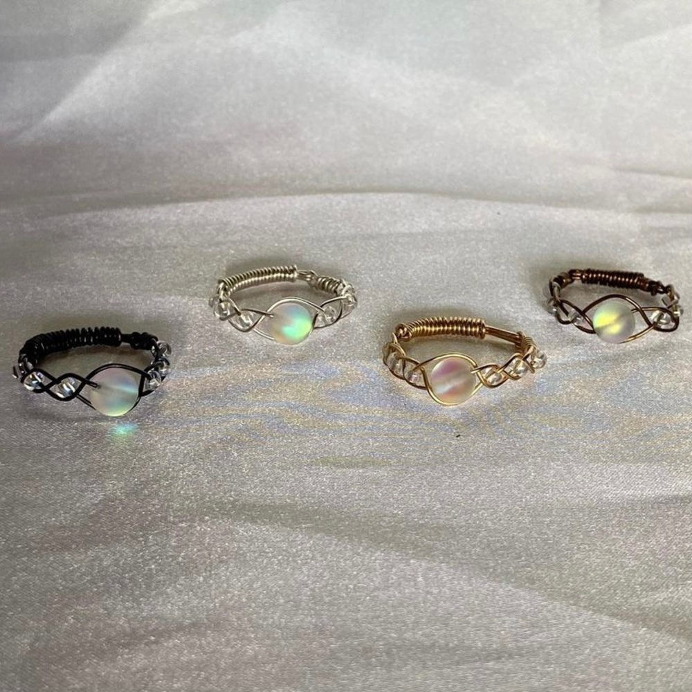 Rainbow clear & reflective bead braid ring